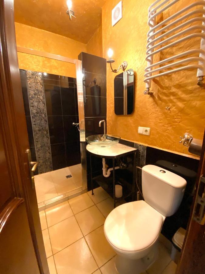 Апартаменти На Вул. Лесі Українки 19/4 Lviv Exterior photo